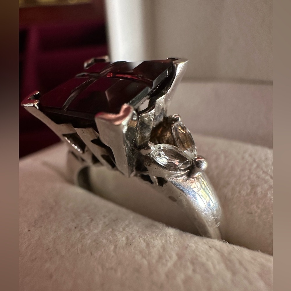 1990s Garnet Statement Ring Size 8 - Picture 2 of 11